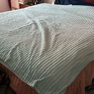 🩵🩵🩵Line Source Robin egg blue cotton chenille duvet full queen like new